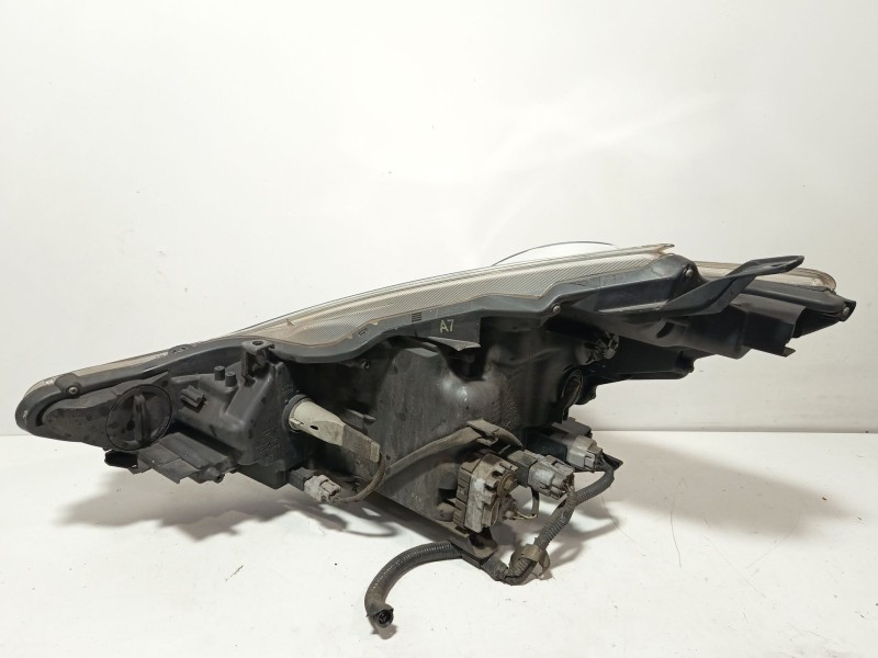 Recambio de faro derecho para toyota prius plus (_w4_) 1.8 hybrid (zvw40w, zvw41w) referencia OEM IAM 8114547430  