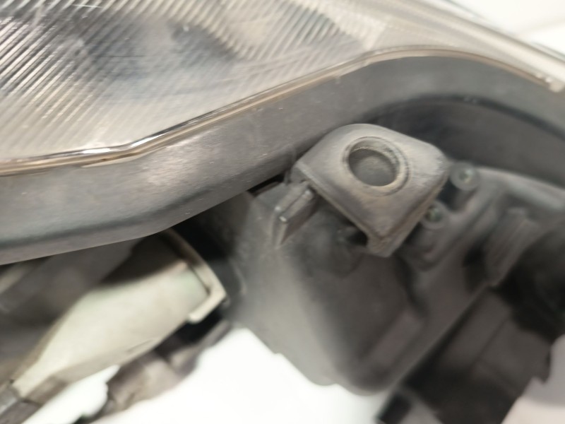Recambio de faro izquierdo para toyota prius plus (_w4_) 1.8 hybrid (zvw40w, zvw41w) referencia OEM IAM 8118547430  