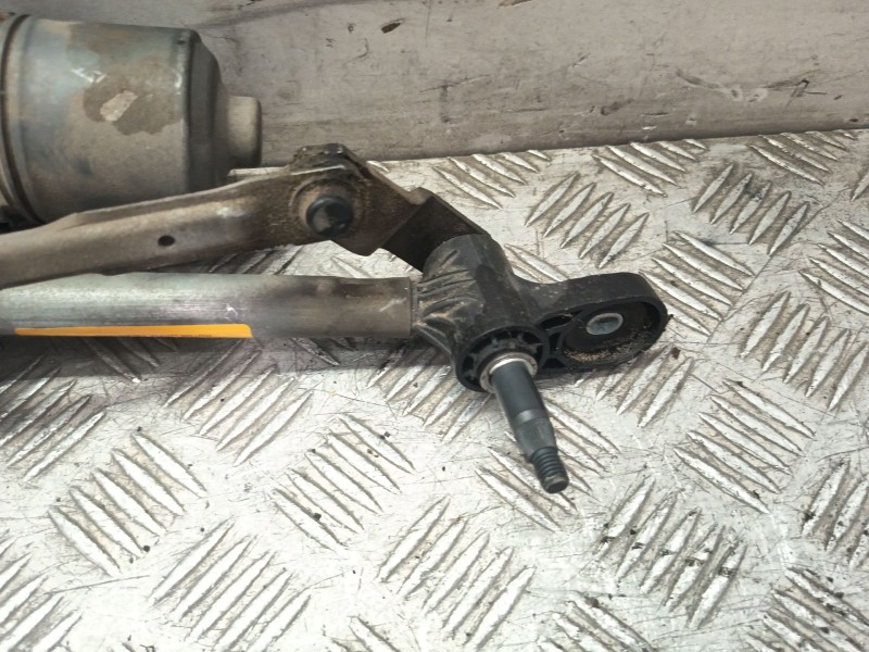 Recambio de motor limpia delantero para mazda 3 (bk) 1.6 di turbo referencia OEM IAM 0390241731  