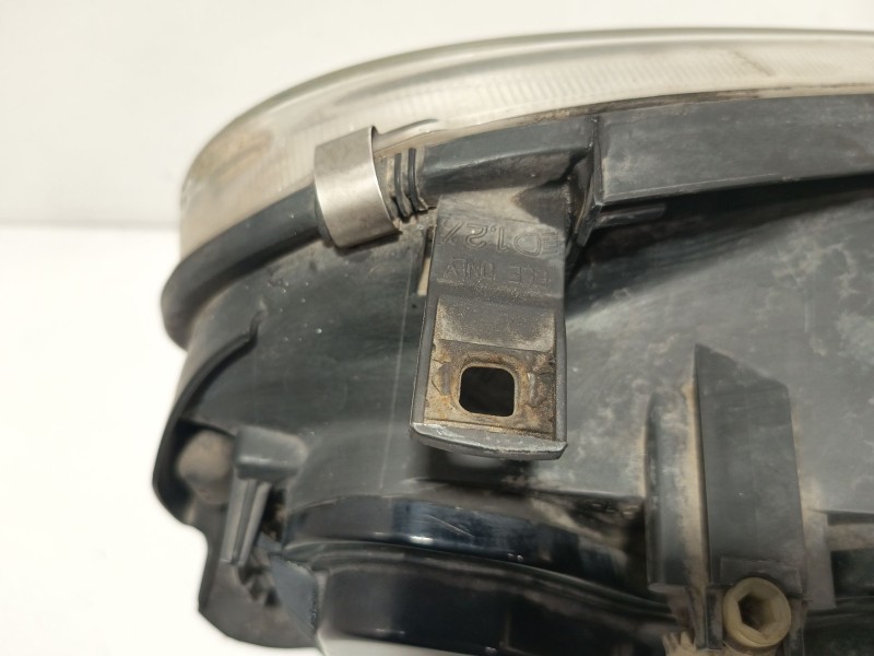 Recambio de faro izquierdo para volkswagen golf iv (1j1) 2.0 referencia OEM IAM 1J1941017F  