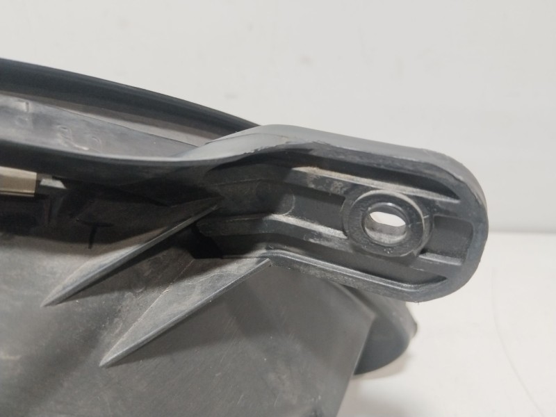 Recambio de faro izquierdo para kia rio i hatchback (dc) 1.3 referencia OEM IAM 92101FD011  
