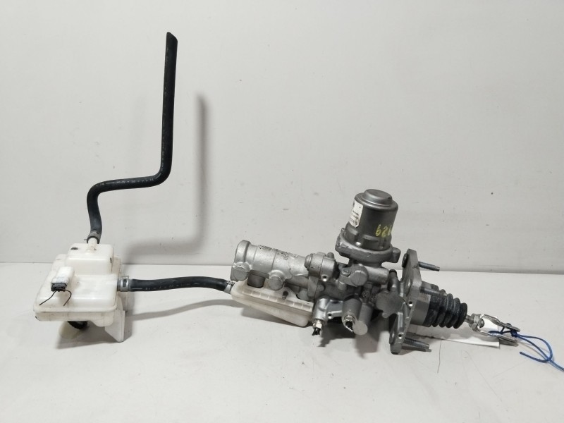 Recambio de bomba freno para nissan nv200 furgoneta e-nv (me0n) referencia OEM IAM 460074FA0A  