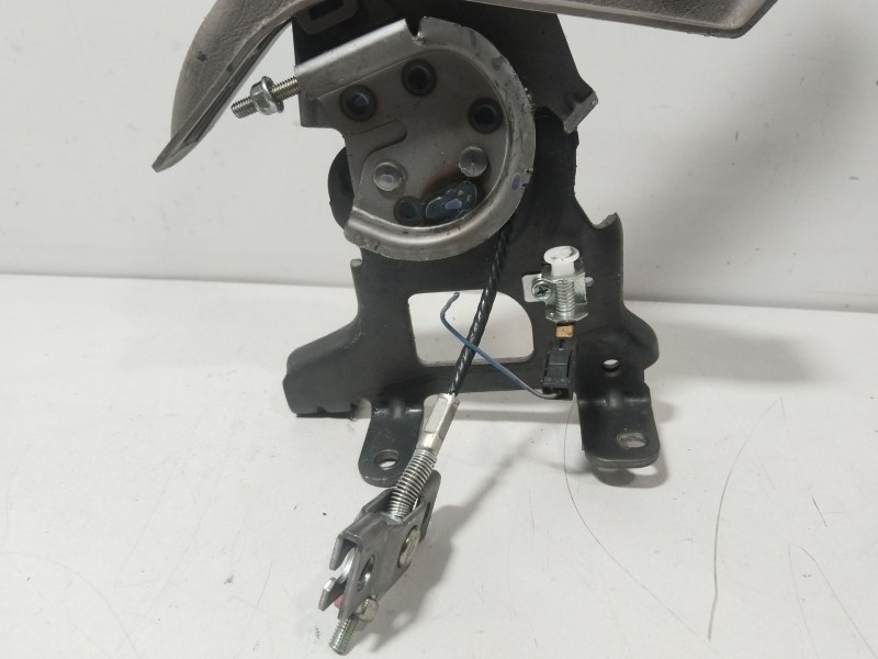 Recambio de palanca freno de mano para hyundai tucson (jm) 2.0 crdi referencia OEM IAM 597102E000DD  