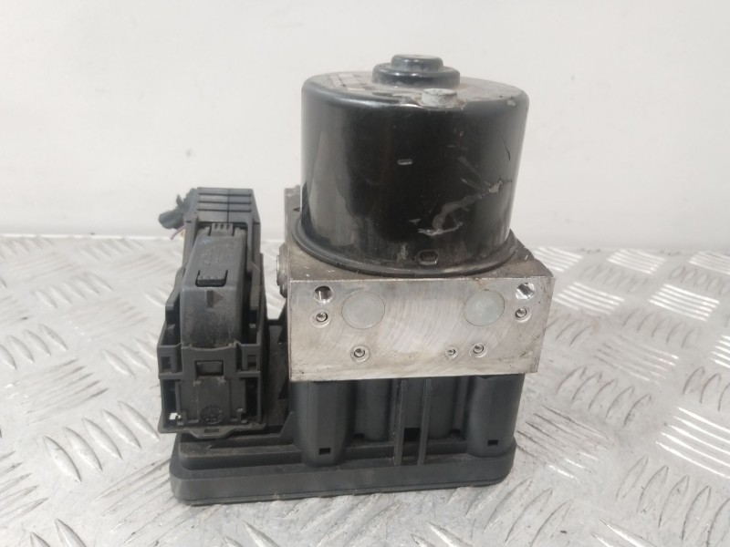 Recambio de abs para chevrolet orlando (j309) 2.0 d referencia OEM IAM 10096045223  