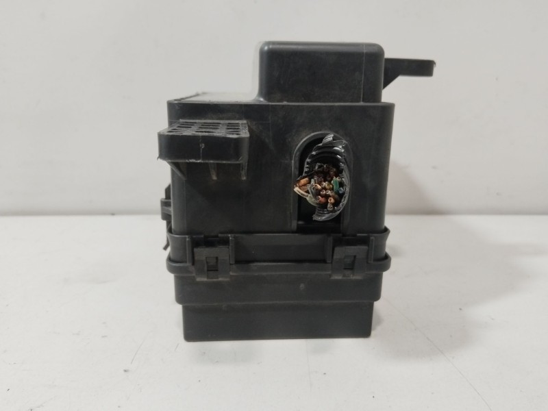 Recambio de caja reles / fusibles para chevrolet aveo / kalos hatchback (t250, t255) 1.4 referencia OEM IAM 96867762  