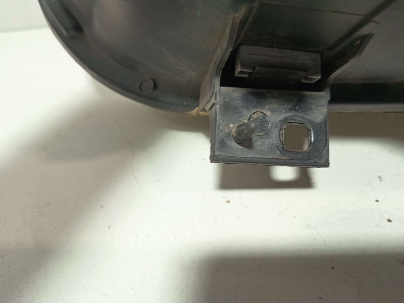 Recambio de faro derecho para volkswagen golf iv (1j1) 1.6 16v referencia OEM IAM 1J1941016B  