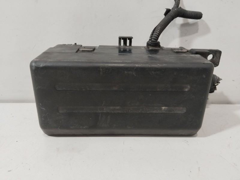 Recambio de caja reles / fusibles para daewoo kalos (klas) 1.2 referencia OEM IAM 96539834  