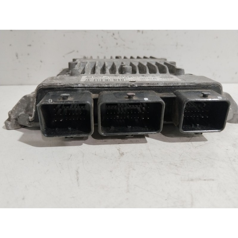 CENTRALITA MOTOR UCE 8200565863  - imagen 4