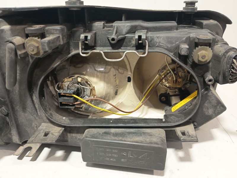 Recambio de faro izquierdo para seat alhambra (7v8, 7v9) 1.8 t 20v referencia OEM IAM 7M7941015K  