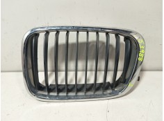 Recambio de rejilla delantera para bmw 3 (e46) 320 d referencia OEM IAM 8195055  IZQUIERDA