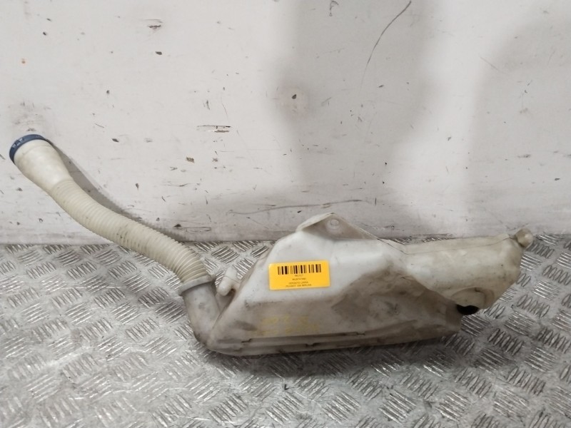 Recambio de deposito limpia para peugeot 206 berlina xs referencia OEM IAM 9628747480  