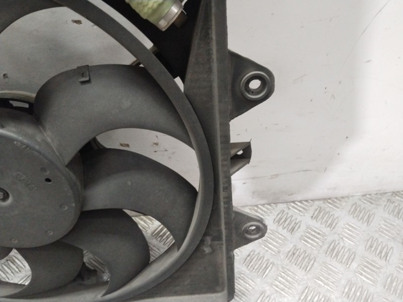 Recambio de electroventilador para fiat bravo ii (198_) 1.9 d multijet (198axb1a) referencia OEM IAM 00517833360  