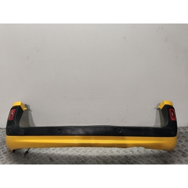 PARAGOLPES TRASERO 90559515 AMARILLO - imagen 1
