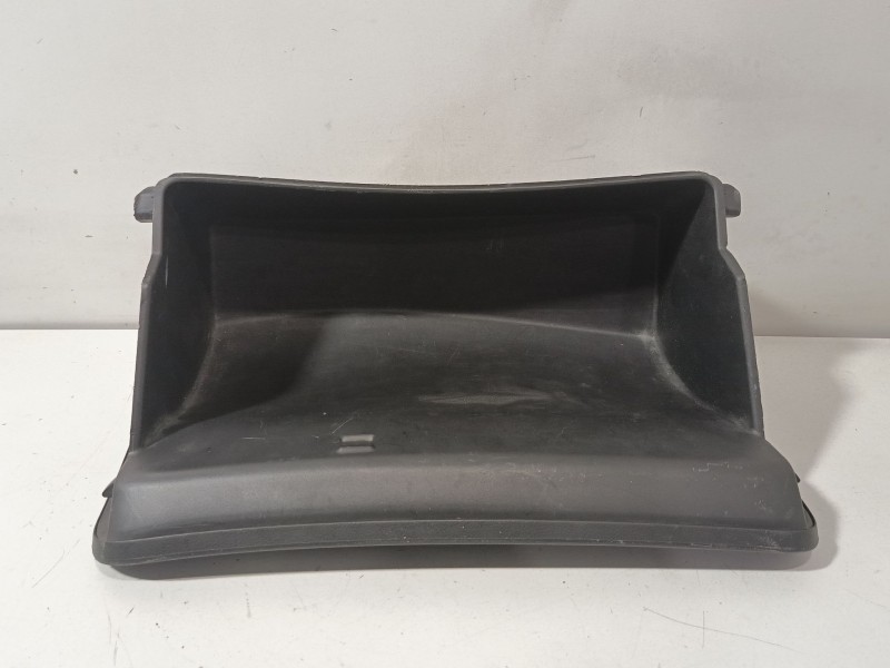 Recambio de guantera para chevrolet orlando (j309) 2.0 d referencia OEM IAM 95130205  