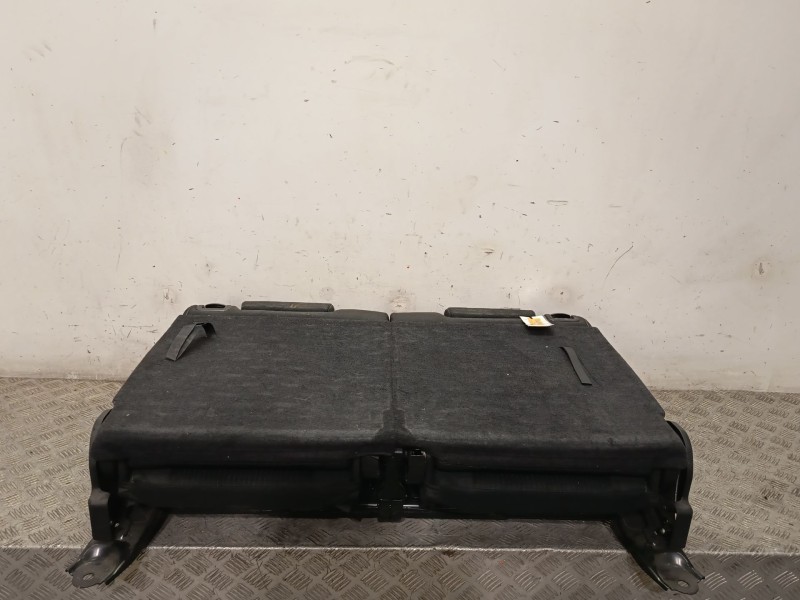 Recambio de asientos tercera fila para toyota prius plus (_w4_) 1.8 hybrid (zvw40w, zvw41w) referencia OEM IAM   