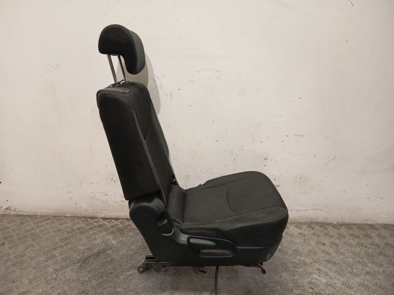 Recambio de asiento trasero derecho para toyota prius plus (_w4_) 1.8 hybrid (zvw40w, zvw41w) referencia OEM IAM   