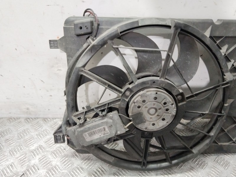 Recambio de electroventilador para ford focus c-max (dm2) 1.6 tdci referencia OEM IAM 1530980  