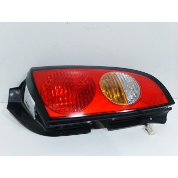 PILOTO TRASERO DERECHO 9240206010 