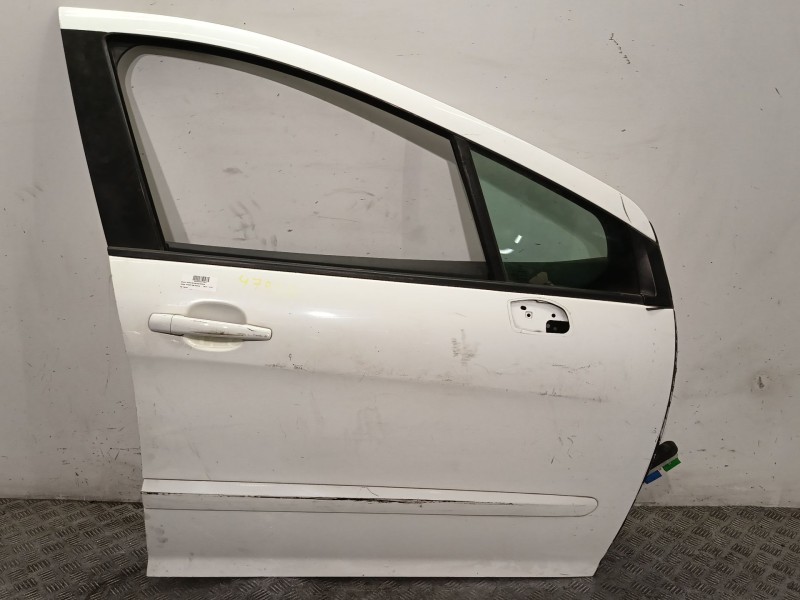 Recambio de puerta delantera derecha para peugeot 308 premium referencia OEM IAM 9004CC  