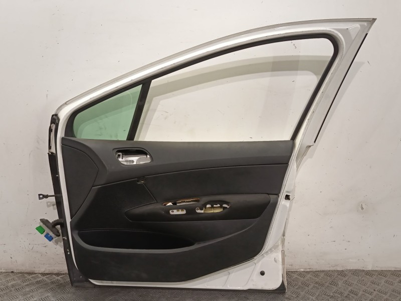 Recambio de puerta delantera derecha para peugeot 308 premium referencia OEM IAM 9004CC  