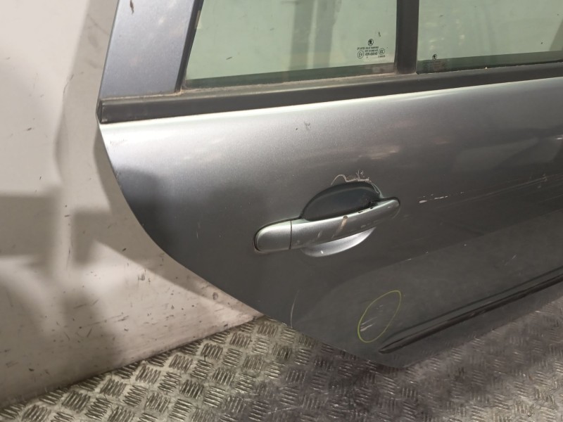 Recambio de puerta trasera derecha para skoda fabia i combi (6y5) 1.9 tdi referencia OEM IAM 6Y6833056  