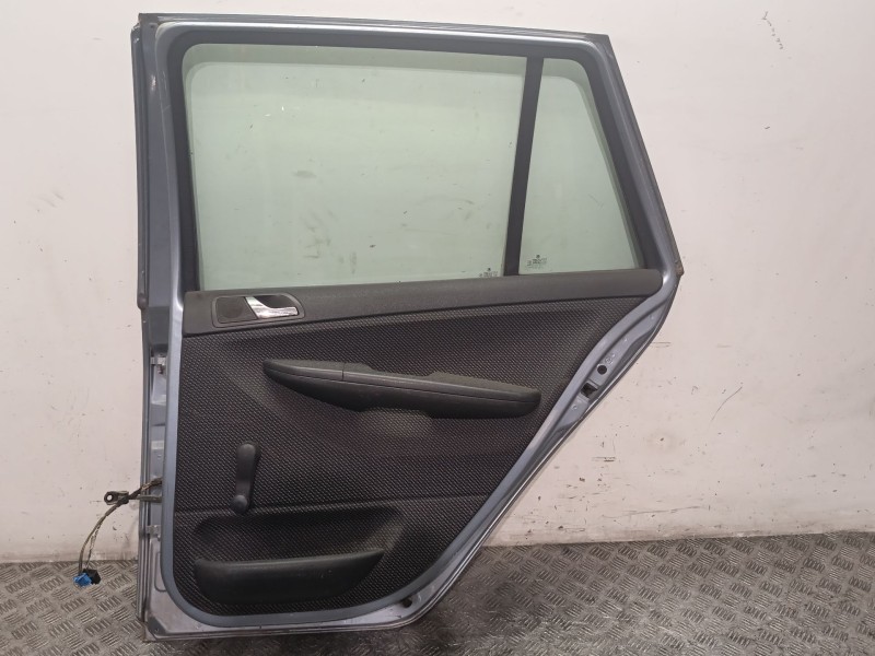Recambio de puerta trasera derecha para skoda fabia i combi (6y5) 1.9 tdi referencia OEM IAM 6Y6833056  