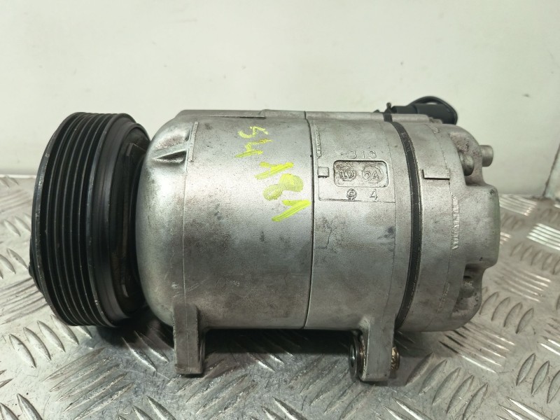 Recambio de compresor aire acondicionado para volkswagen golf iv (1j1) 1.6 16v referencia OEM IAM 1J0820803G  