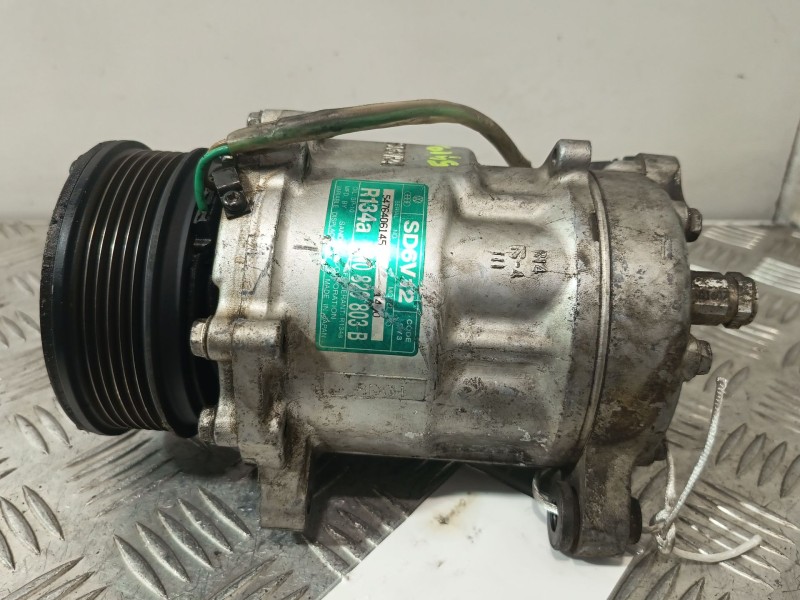 Recambio de compresor aire acondicionado para volkswagen polo (6n2) 1.4 16v referencia OEM IAM 6N0820803B  