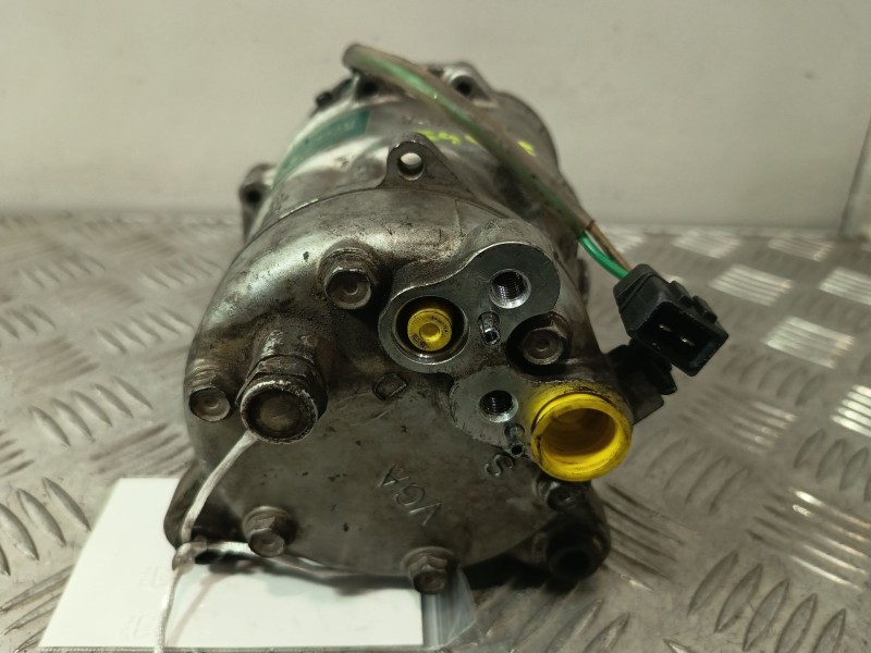 Recambio de compresor aire acondicionado para volkswagen polo (6n2) 1.4 16v referencia OEM IAM 6N0820803B  
