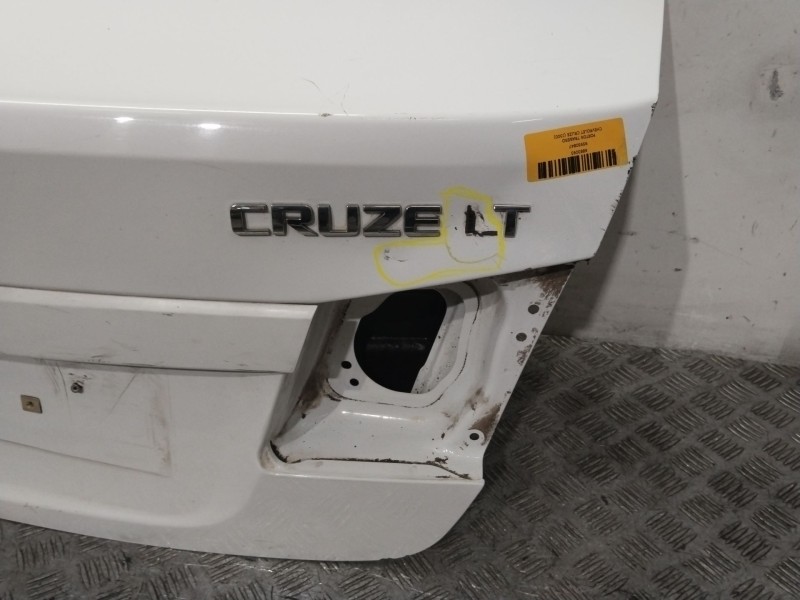 Recambio de porton trasero para chevrolet cruze (j300) 2.0 cdi referencia OEM IAM 95950847  