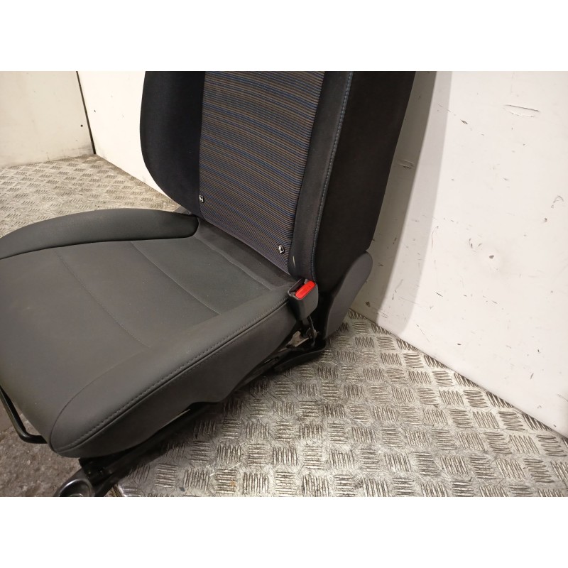 ASIENTO DELANTERO DERECHO  - imagen 2