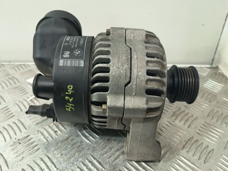 Recambio de alternador para bmw 5 (e39) 523 i referencia OEM IAM 0123325010  