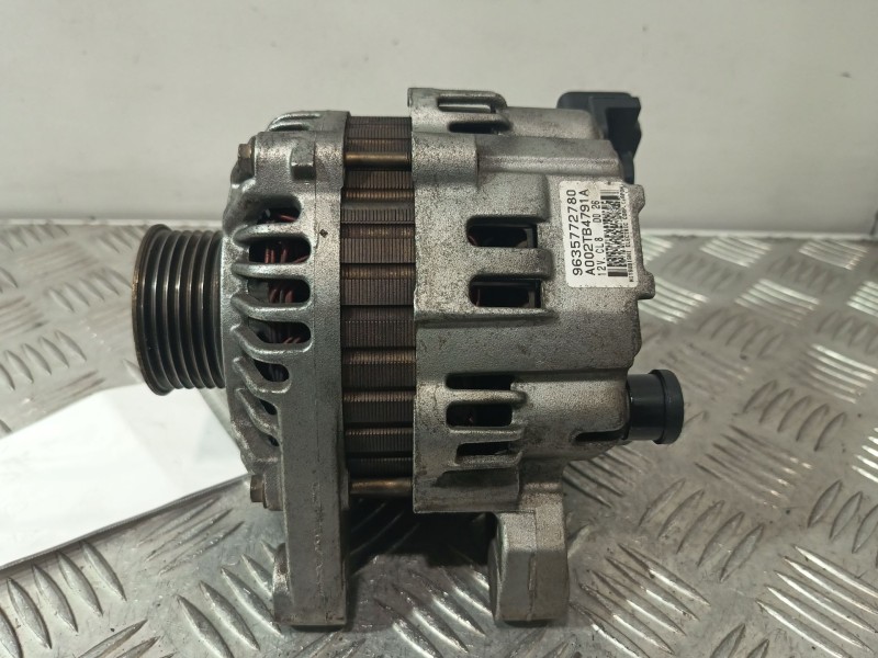 Recambio de alternador para peugeot 206 hatchback (2a/c) 1.6 i referencia OEM IAM 9635772780  