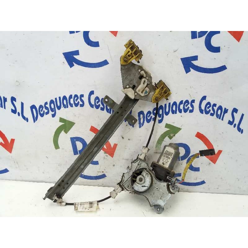 ELEVALUNAS TRASERO DERECHO 82700BU005  - imagen 2