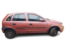 opel corsa c (x01) del año 2001