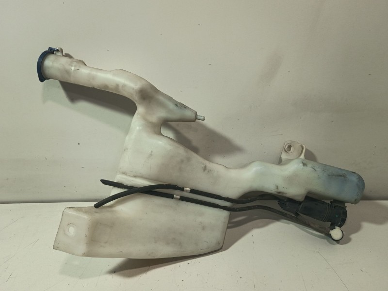 Recambio de deposito limpia para ford fiesta vi van 1.4 tdci referencia OEM IAM 8A6117B613AD 1764300 