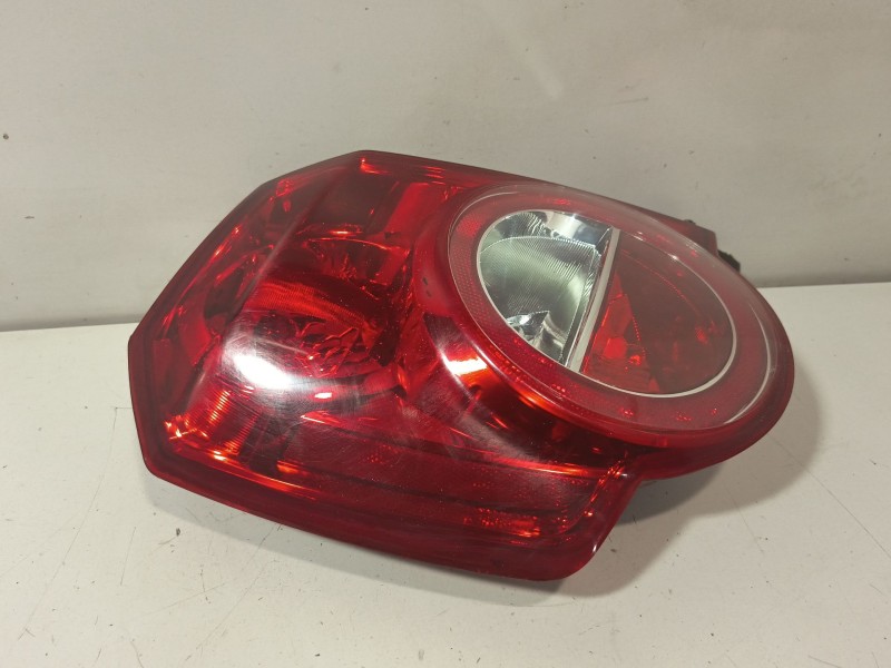 Recambio de piloto trasero izquierdo para chevrolet aveo / kalos hatchback (t250, t255) 1.4 referencia OEM IAM 95952066  