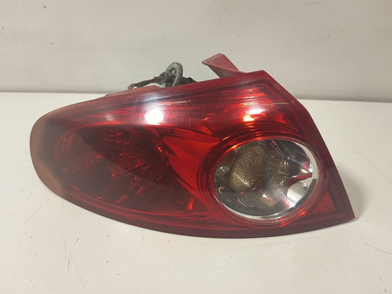 Recambio de piloto trasero izquierdo para chevrolet lacetti (j200) 1.6 referencia OEM IAM 96387724  