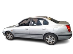 hyundai elantra iii sedán (xd) del año 2002