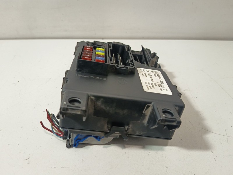 Recambio de caja reles / fusibles para fiat grande punto (199_) 1.3 d multijet referencia OEM IAM 00517817580  