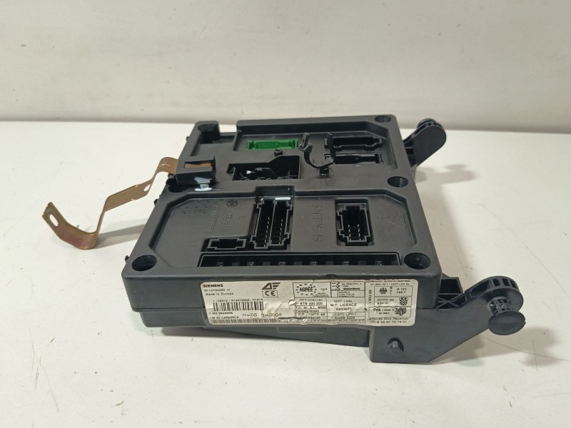 Recambio de caja reles / fusibles para seat alhambra (7v8, 7v9) 1.8 t 20v referencia OEM IAM 7M3962258S  