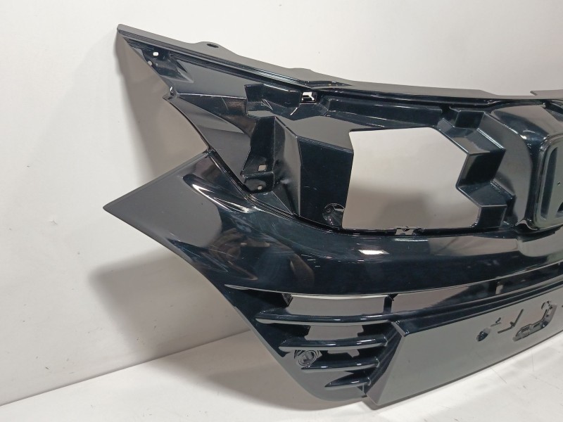 Recambio de rejilla delantera para honda hr-v (ru) 1.5 (ru1) referencia OEM IAM 71121T7AG21M1  