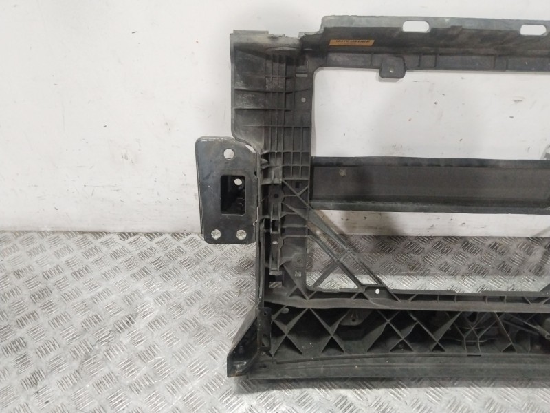 Recambio de panel frontal para skoda rapid (nh3, nk3, nk6) 1.6 tdi referencia OEM IAM 5JA805588J  
