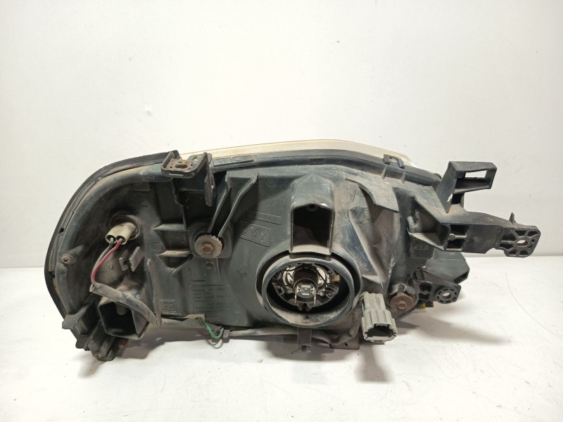 Recambio de faro izquierdo para nissan np300 pickup (d22) 2.5 dci 4x4 referencia OEM IAM 260752TV2A  