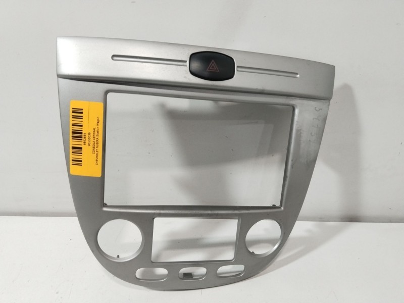 Recambio de consola central para chevrolet nubira station wagon 2.0 d referencia OEM IAM 96555036  