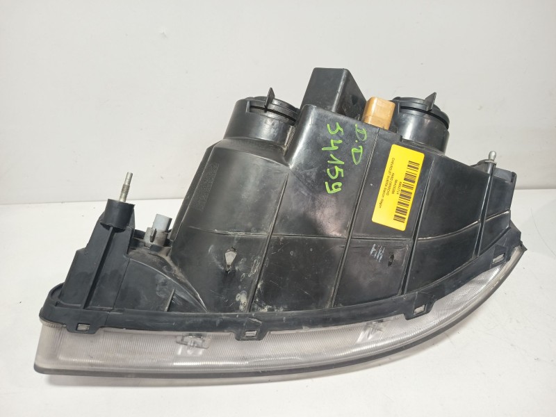 Recambio de faro derecho para chevrolet nubira station wagon 2.0 d referencia OEM IAM 96425286  