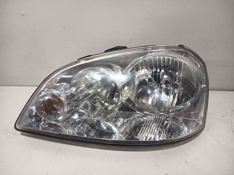 Recambio de faro izquierdo para chevrolet nubira station wagon 2.0 d referencia OEM IAM 96425285  