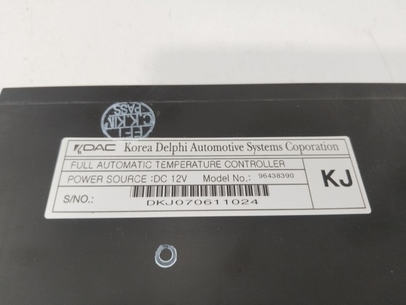 Recambio de mando calefaccion / aire acondicionado para chevrolet nubira station wagon 2.0 d referencia OEM IAM 96438390  
