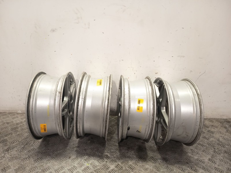 Recambio de juego llantas para ford fiesta (ccn) titanium referencia OEM IAM C1BC1007BB 6JX15H2ET47.5 