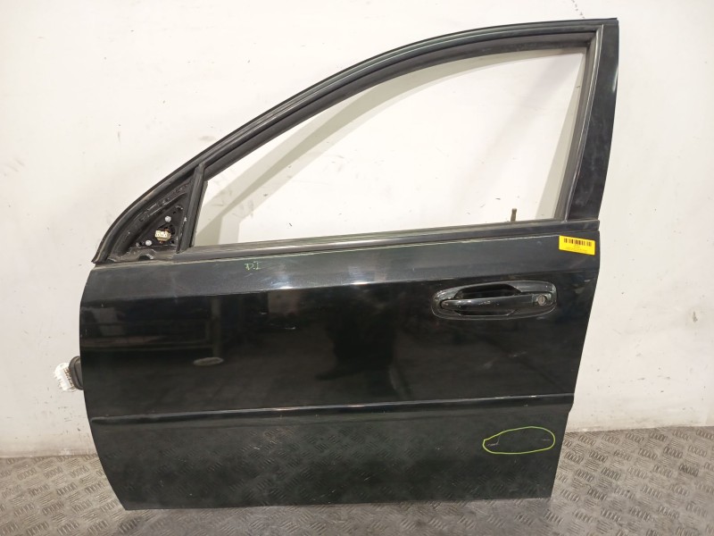 Recambio de puerta delantera izquierda para chevrolet nubira station wagon 2.0 d referencia OEM IAM 96547851  